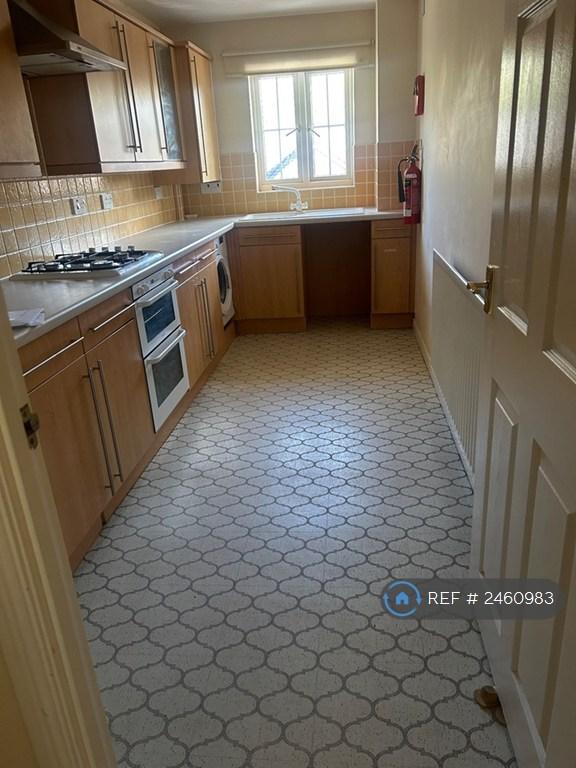 2 bedroom flat in Beggarwood, Basingstoke, RG22 (2 bed) (#2460983)