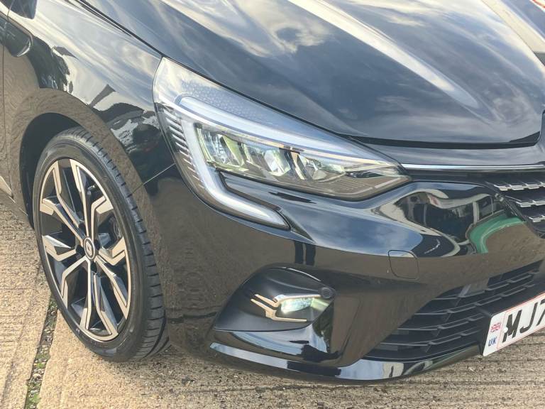 2022 Renault Clio 1.6 E-TECH Hybrid 140 SE Edition 5dr Auto Hatchback PETROL/ELECTRIC Automatic