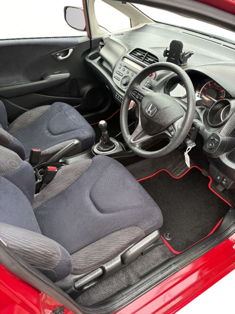 Honda, JAZZ, Hatchback, 2011, Manual, 1339 (cc), 5 doors