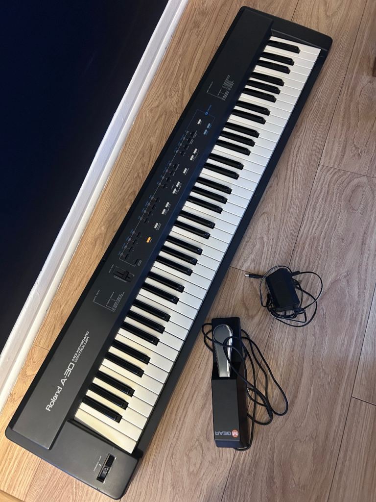 Roland A-30 MIDI Keyboard Controller 