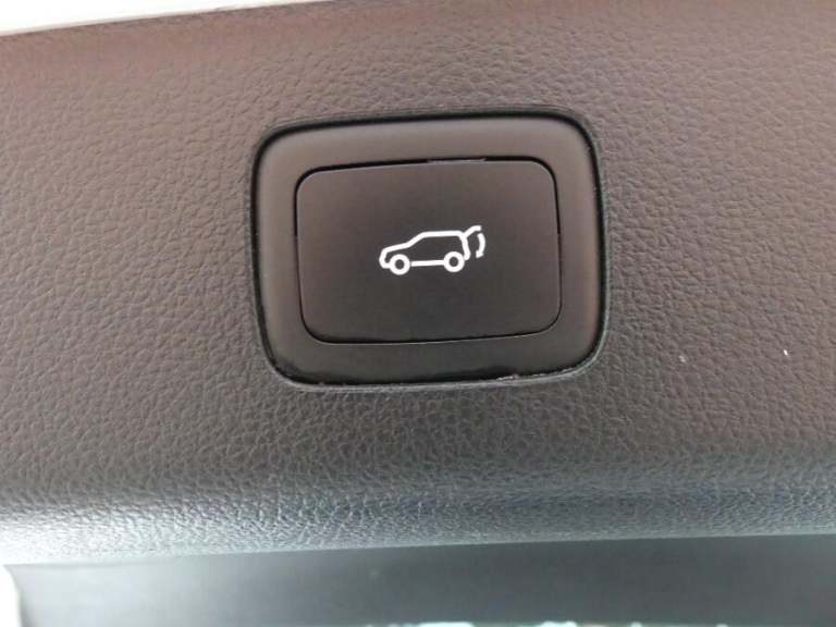 2023 MG MG HS 1.5 T Gdi Exclusive Suv 5dr Petrol Dct Euro 6 (s/s) (162 Ps) ESTATE Petrol Automatic