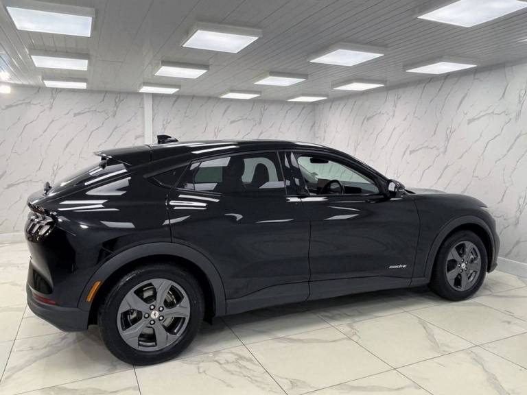 2021 Ford Mustang Mach-E Standard Range 70kWh SUV 5dr Electric Automatic (269 ps) HATCHBACK ELECT...