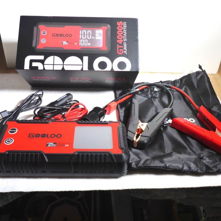 Gooloo GT4000S Jump Start Pack - Battery Bank - Torch - Phone Charger