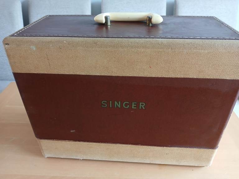 Vintage 1950s sewing machine 