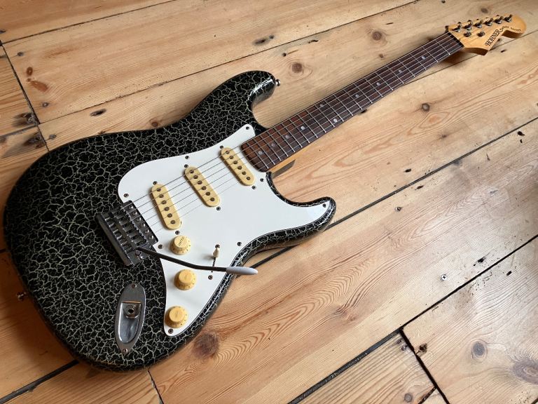 Hohner Arbor Series Stratocaster Electric Guitar Rare Crackle Finish 1980s