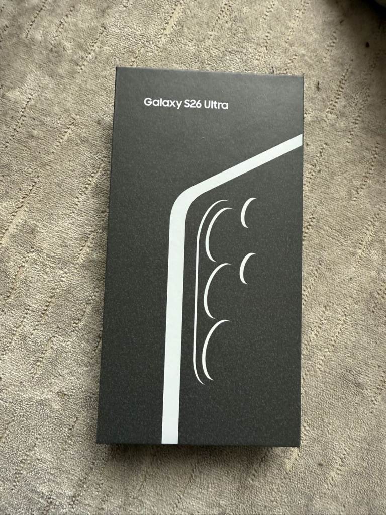 Samsung Galaxy s26 Ultra 512gb new seald £1000 with Samsung warranty