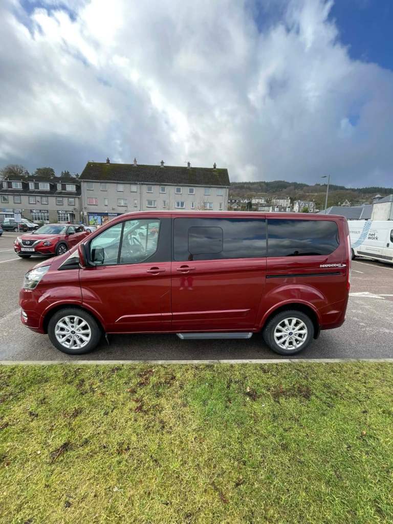 Ford, TOURNEO CUSTOM, MPV, 2021, Automatic, 1996 (cc), 4 doors