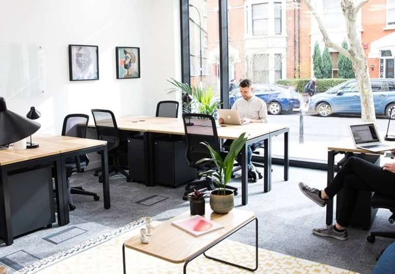 *Hammersmith* Private Serviced Offices: Units from 4 to 116 desks for rent W6