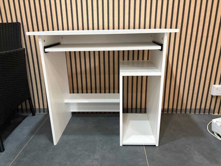 White Wooden Desk with Keyboard Tray and Shelves – As Good As New