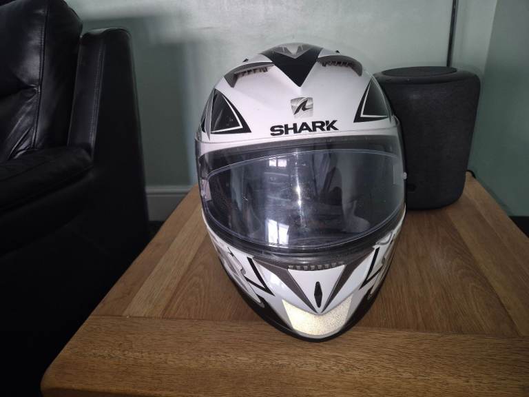 Shark S 700 stipple motorcycle helmet  size medium 