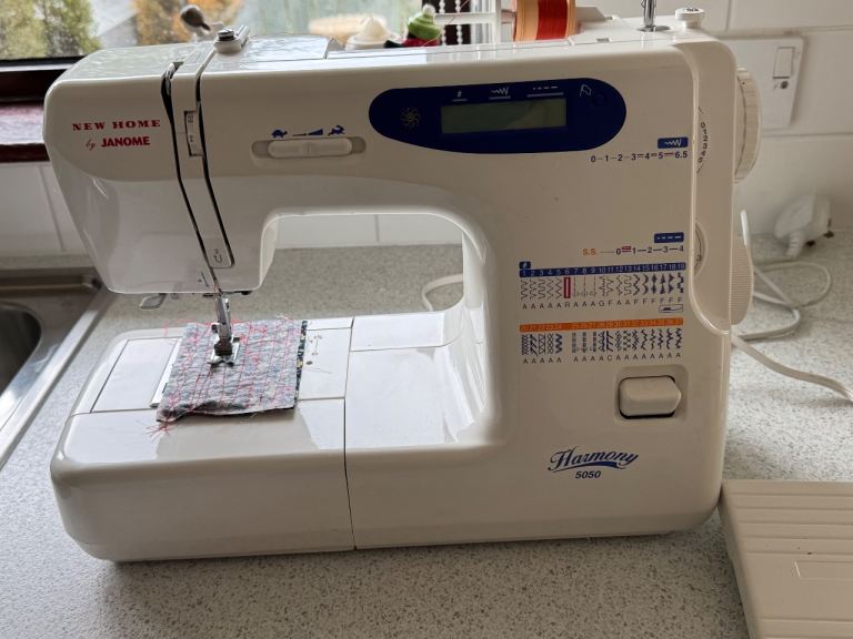Janome Harmony 5050 Sewing Machine