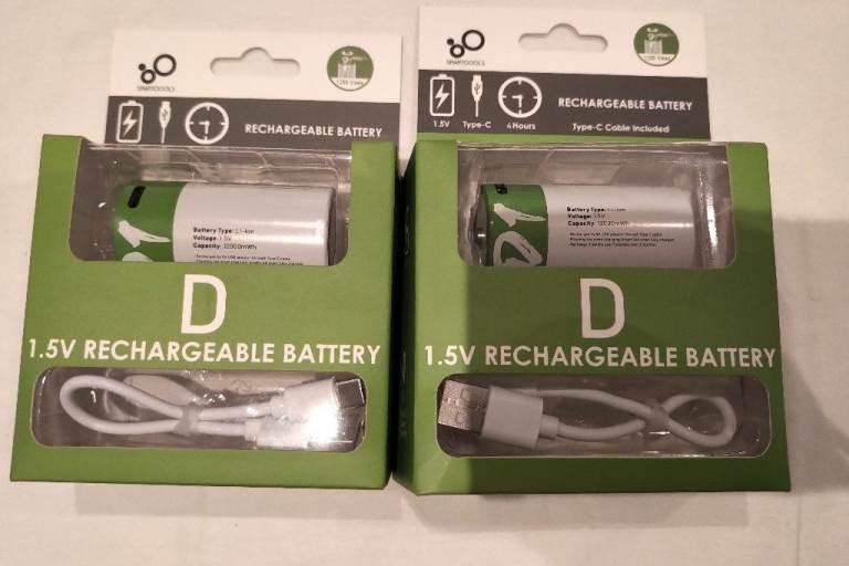 NEW UNUSED 2 x USB Rechargeable D Size LR20  Lithium Batteries 12000mWh 1.5V comes with USB-C Cable
