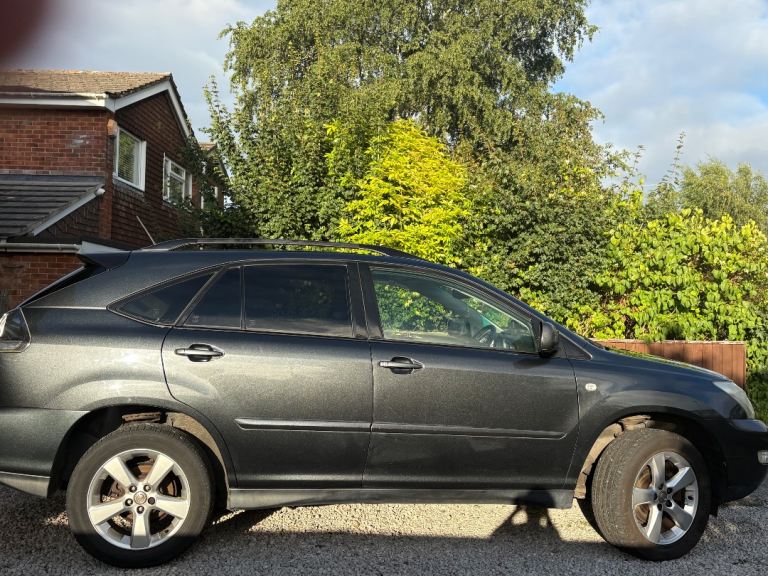 Lexus 2004 Lexus RX300 SE Automatic  – £3,500, RX, Estate, 2005, Other, 2995 (cc), 5 doors