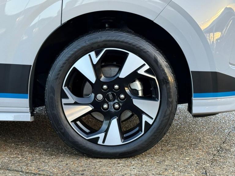  Ford Transit Custom 2.5 PHEV 232ps L1 H1 Double Cab Van Sport Auto Hybrid
