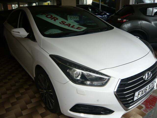 2016 Hyundai i40 1.7 CRDi Blue Drive Premium 4dr SALOON Diesel Manual