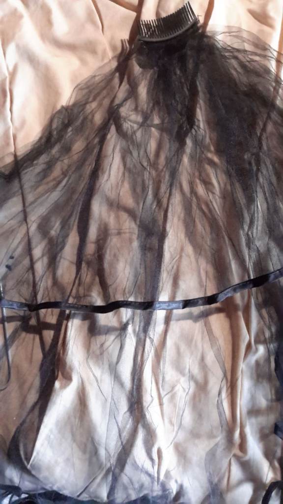 GOTHIC BLACK MESH VEIL - 2 TIER - COMB HAIR GRIP TYPE FIXTURE