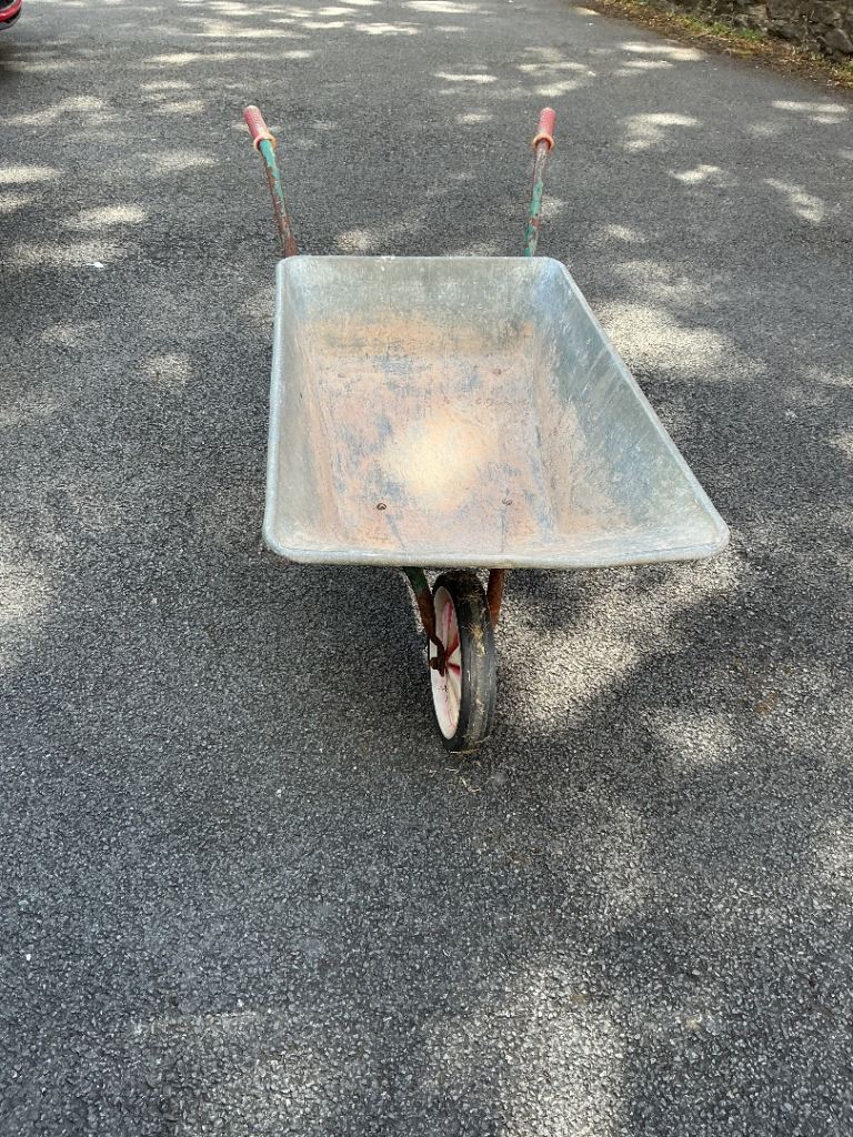 Wheelbarrow 