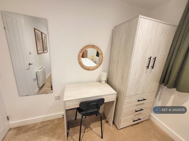 1 bedroom flat in Highertown, Truro, TR1 (1 bed) (#2934535)