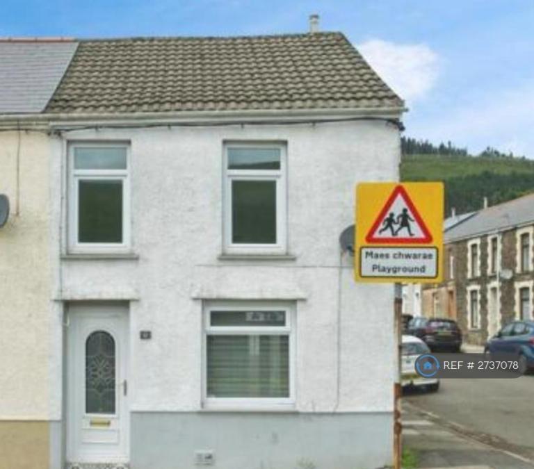 3 bedroom house in Picton Place, Maesteg, CF34 (3 bed) (#2737078)