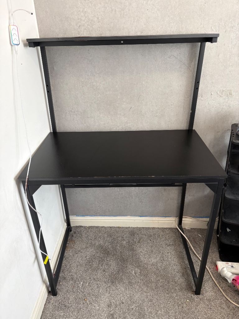 Black gaming desk 
