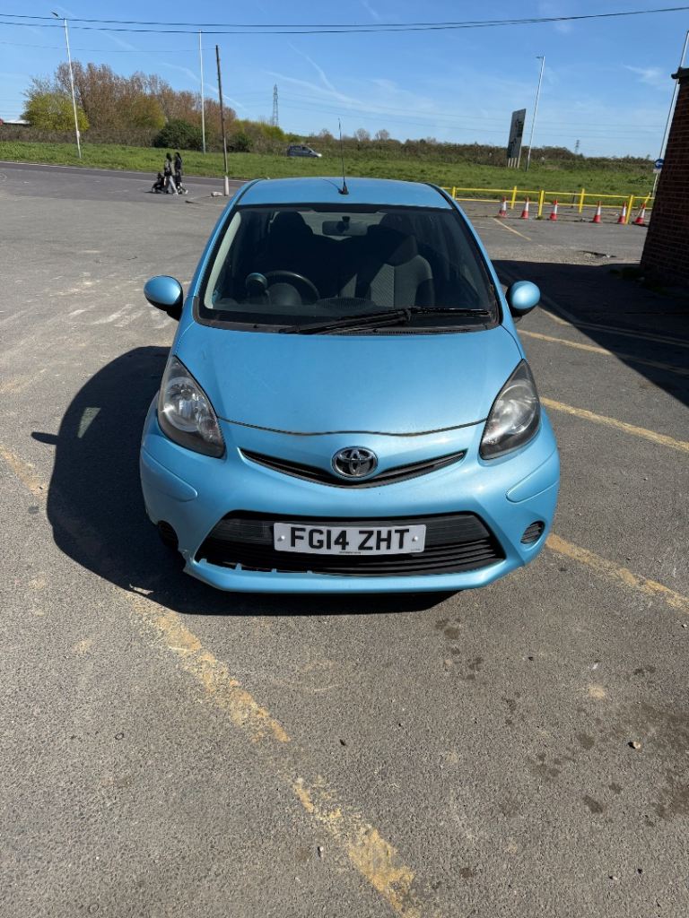 Toyota, AYGO, Hatchback, 2014, Manual, 998 (cc), 5 doors