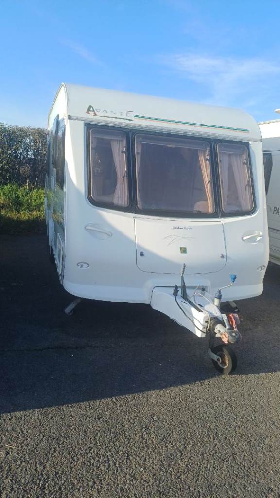 Elddis Avante 475 5 Berth Caravan 