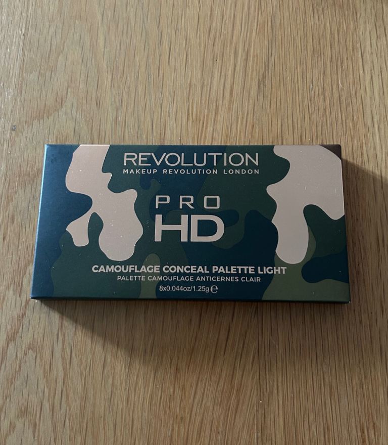 NEW Revolution Pro HD Camouflage Comceal Palette Light