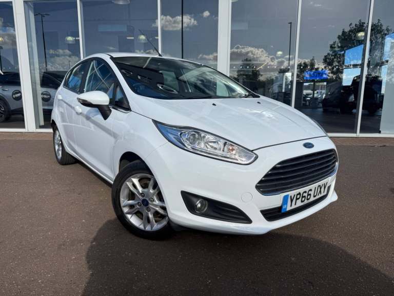 2016 Ford Fiesta 1.0T EcoBoost Zetec Euro 6 (s/s) 5dr HATCHBACK Petrol Manual