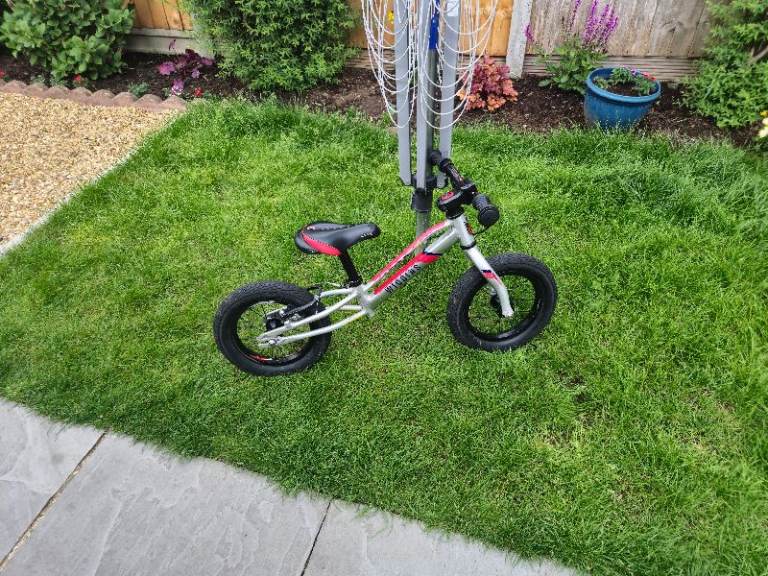 Wiggins Pau Aluminium Balance Bike  