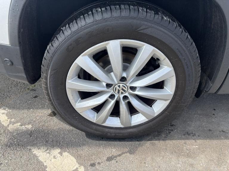 2014 Volkswagen Tiguan 2.0 TDi BlueMotion Tech Match 5dr ESTATE DIESEL Manual