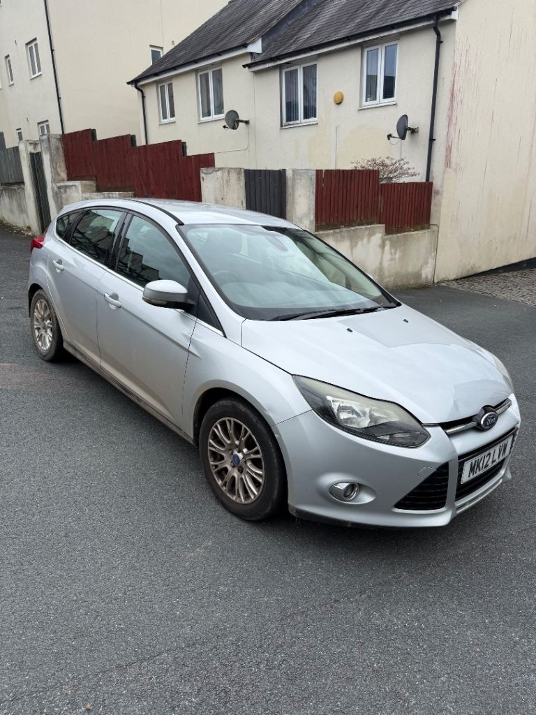 Ford, FOCUS, Hatchback, 2012, Manual, 1596 (cc), 5 doors
