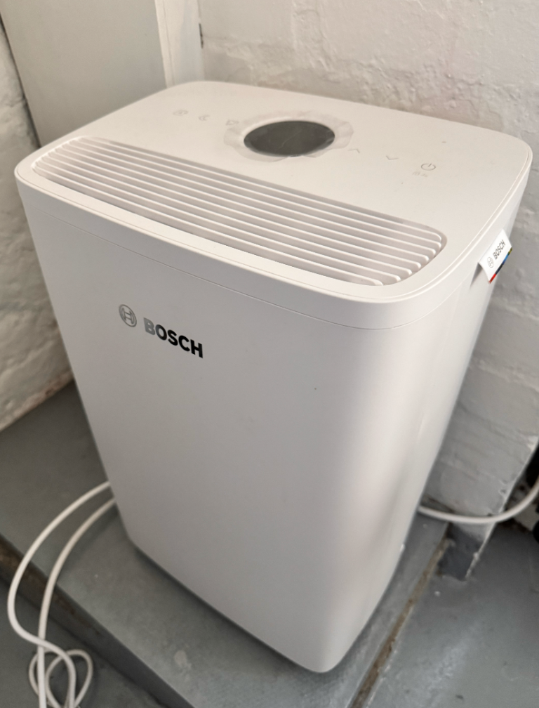 Bosch Dry 1000 Dehumidifier Quiet & Efficient for Rooms up to 17 m²