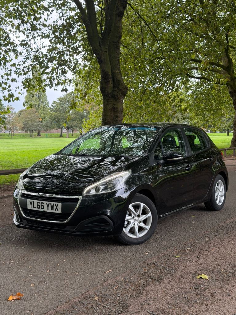 2017 Peugeot 208 1.2 Active 43K