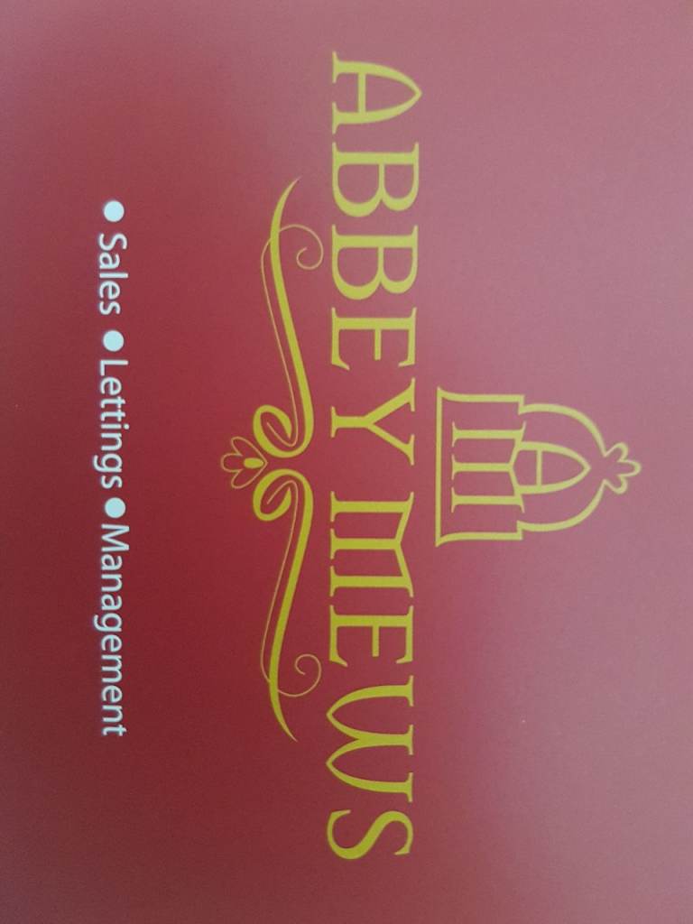 SHOP TO LET IN IVER RICHINGS PARK 