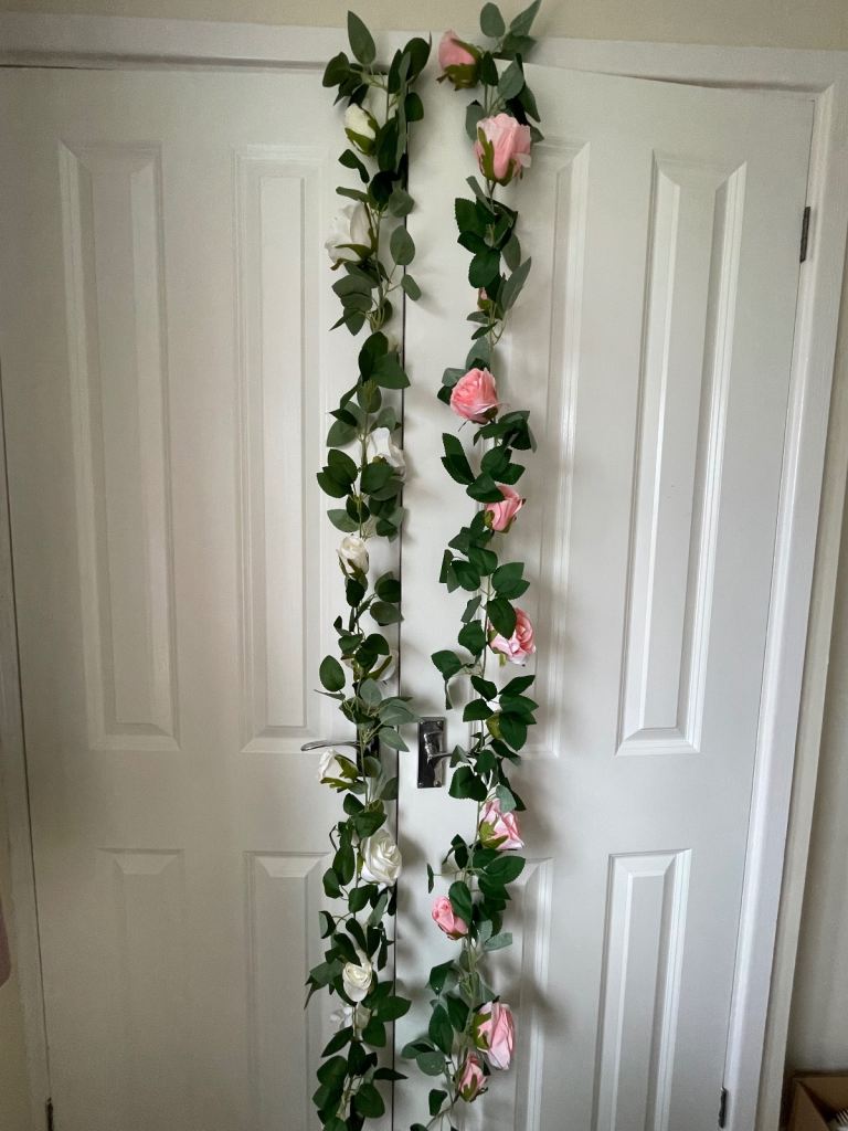 Silk flowers for wedding decoration