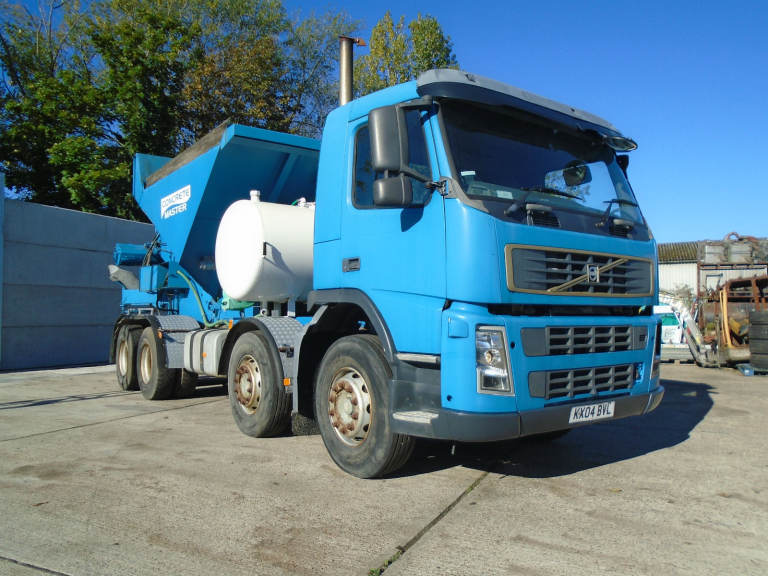 2004 VOLVO FM12 VERSION 2 CONCRETE MIXER
