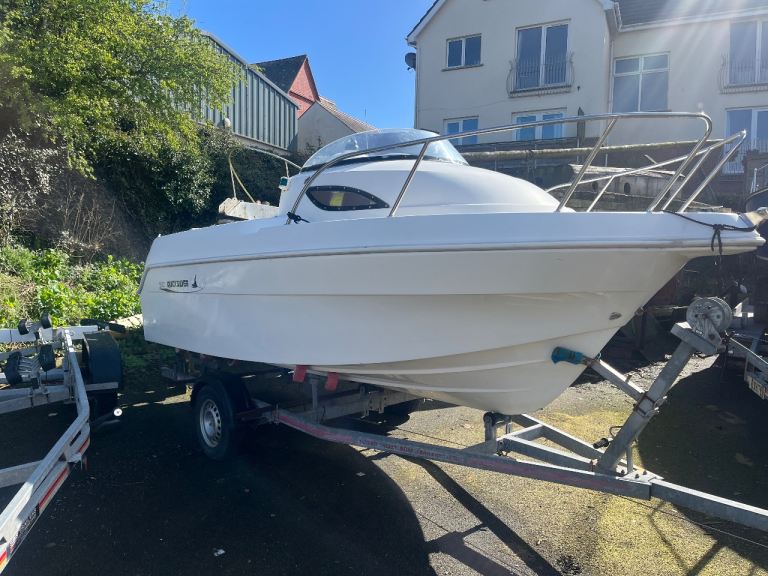 Quicksilver 500 Hull only boat fishing boat cuddy