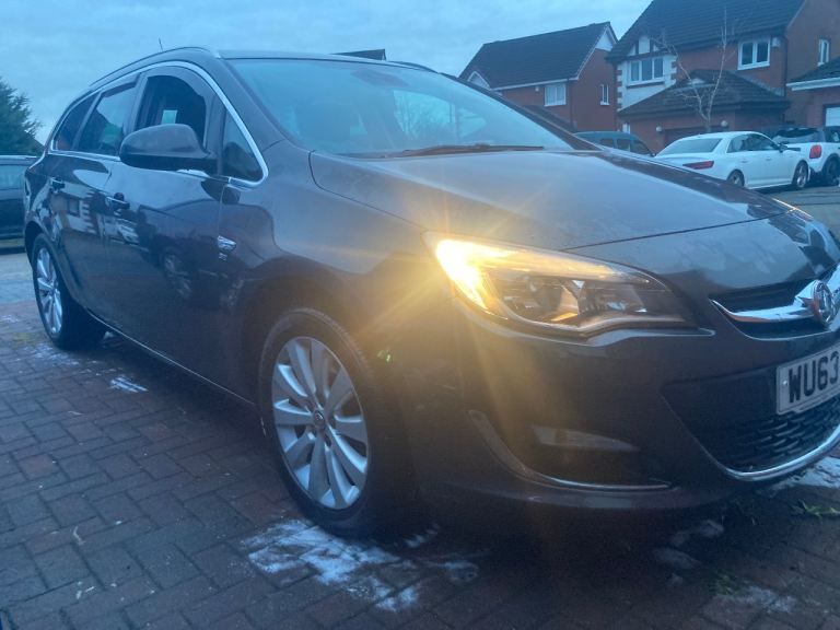 Vauxhall Astra Estate Automatic 2013 (63) 108k 