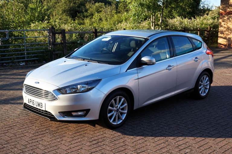 Ford, FOCUS, Hatchback, 2016, Manual, 999 (cc), 5 doors