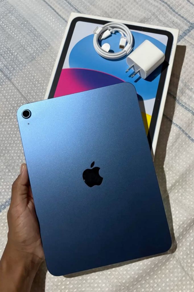 Blue Ipad 2022 
