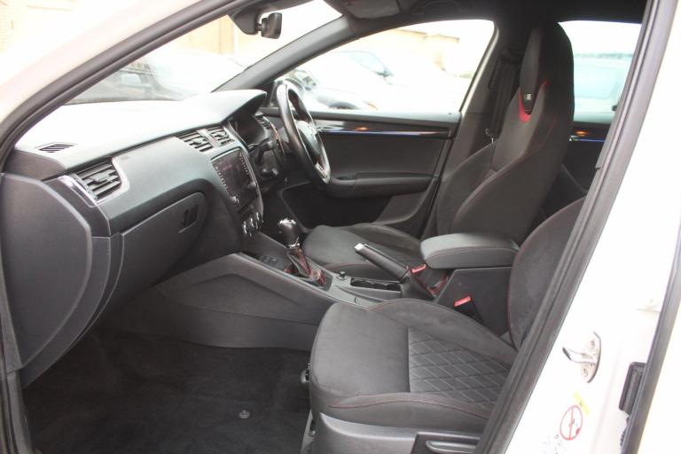 2018 Skoda Octavia 2.0 TSI vRS 5dr DSG HATCHBACK PETROL Automatic