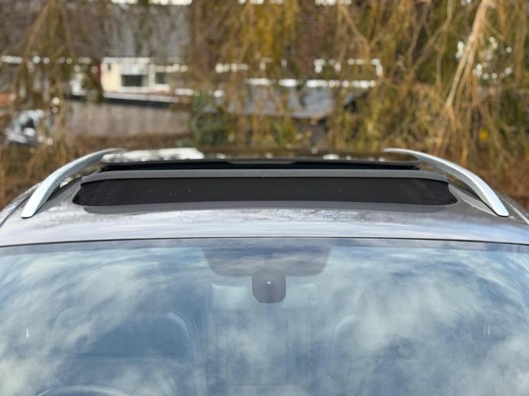 2016 Volkswagen Touareg 3.0 TDI V6 BlueMotion Tech R-Line Tiptronic 4WD Euro 6 (s/s) 5dr ESTATE D...