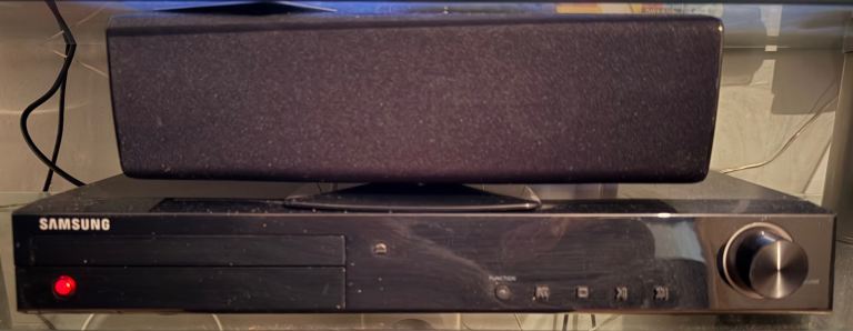 Samsung HT-Z310 DVD/surround sound system