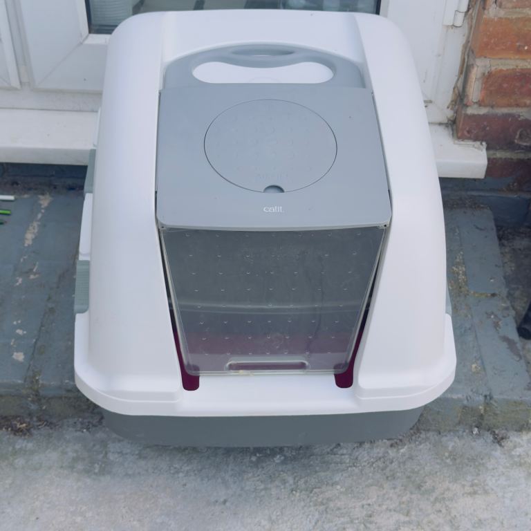 Catit Jumbo Hooded Cat Litter