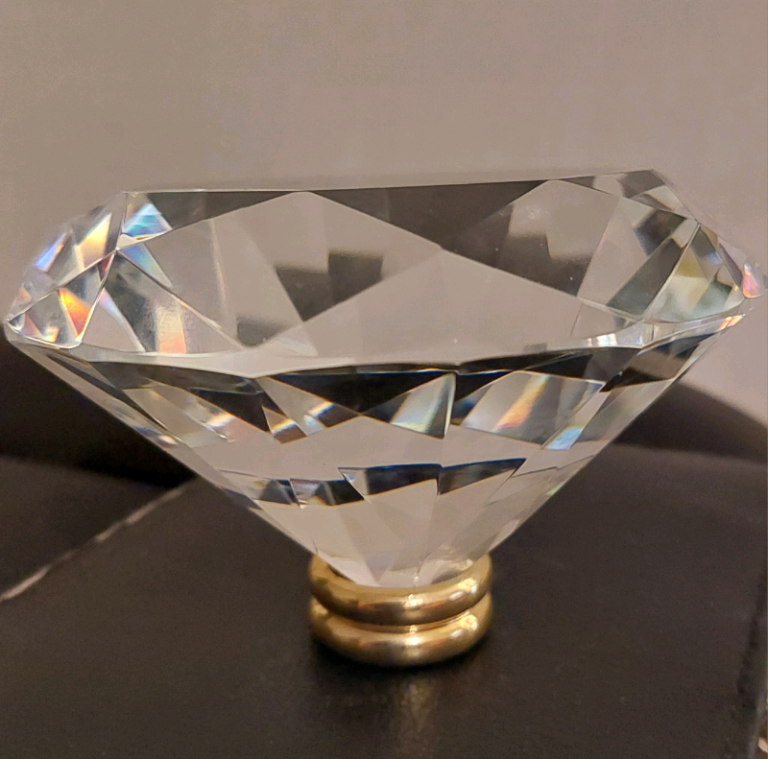 DIAMOND PAPER WEIGHT 