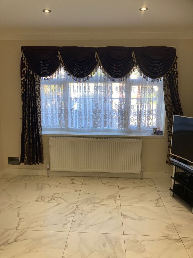 3 Bedrooms fully furnished house  family house