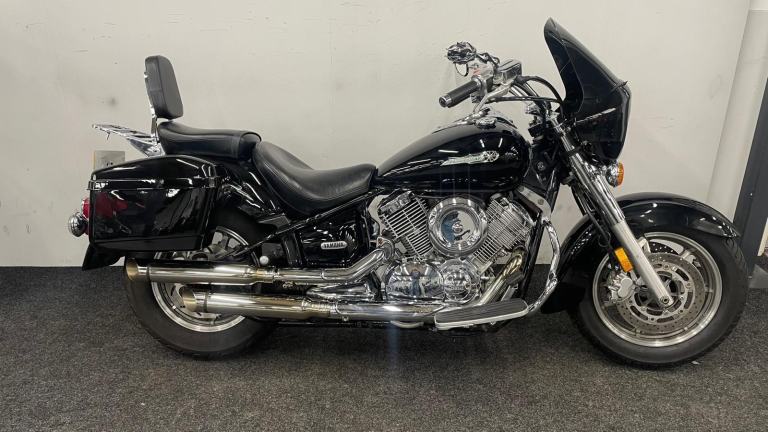 YAMAHA XVS 1100 ** LUGGAGE - DELKEVIC EXHAUSTS - MOT OCTOBER 2026 **