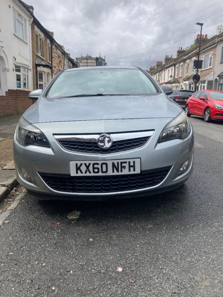 Vauxhall, ASTRA, Hatchback, 2011, Manual, 1598 (cc), 5 doors