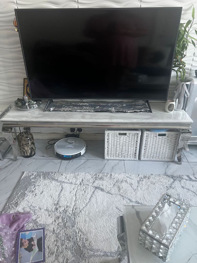 Vienna Marble Tv Table