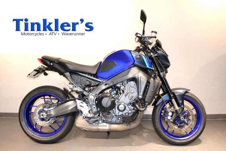 2022 72 Yamaha MT-09 Blue